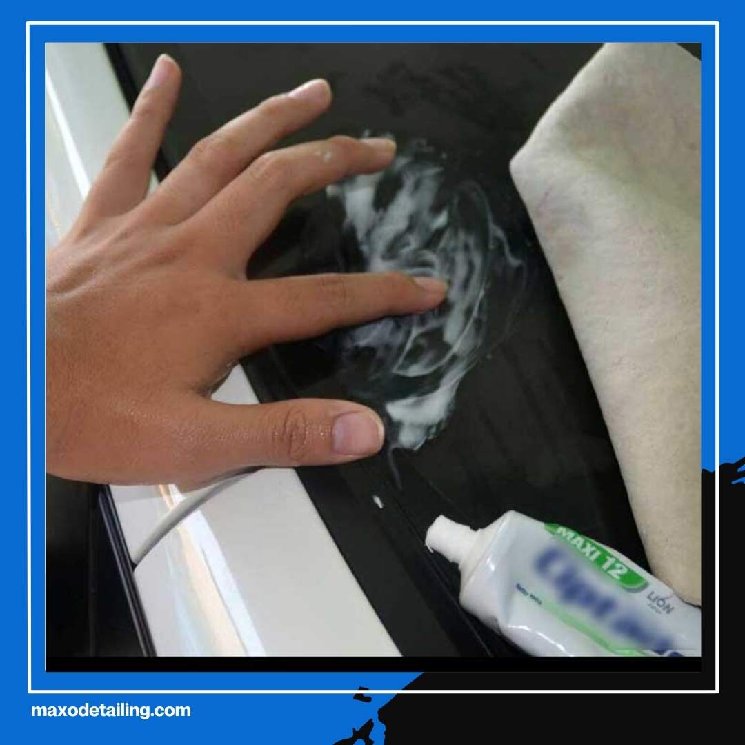 Cara Menghilangkan Baret di Kaca Mobil Paling Ramah Kantong, Hasilnya Kayak Baru Keluar Showroom!
