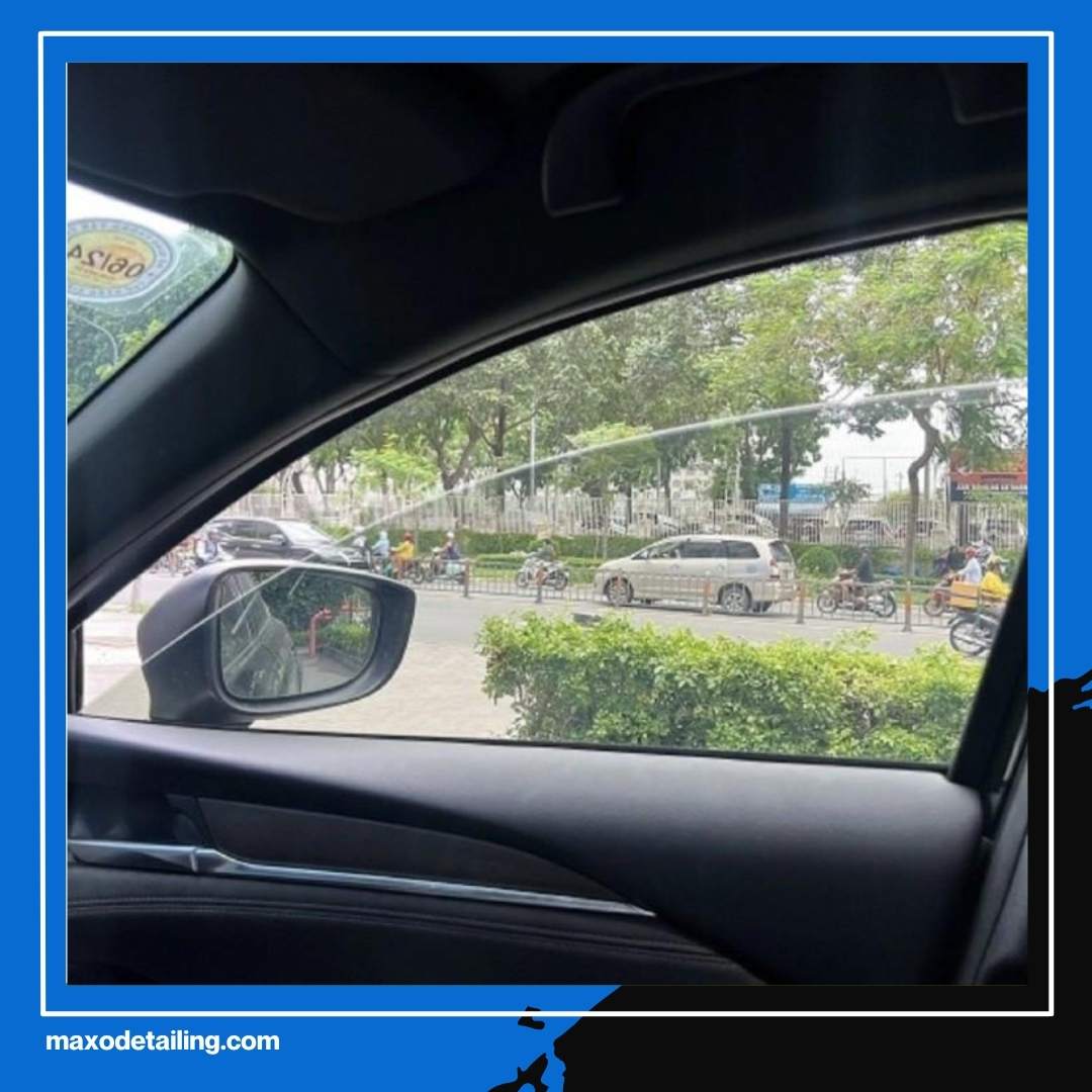 Jangan Asal Lap! Ini Cara Menghilangkan Embun di Kaca Mobil yang Benar Agar Tidak Mengganggu Jarak Pandang